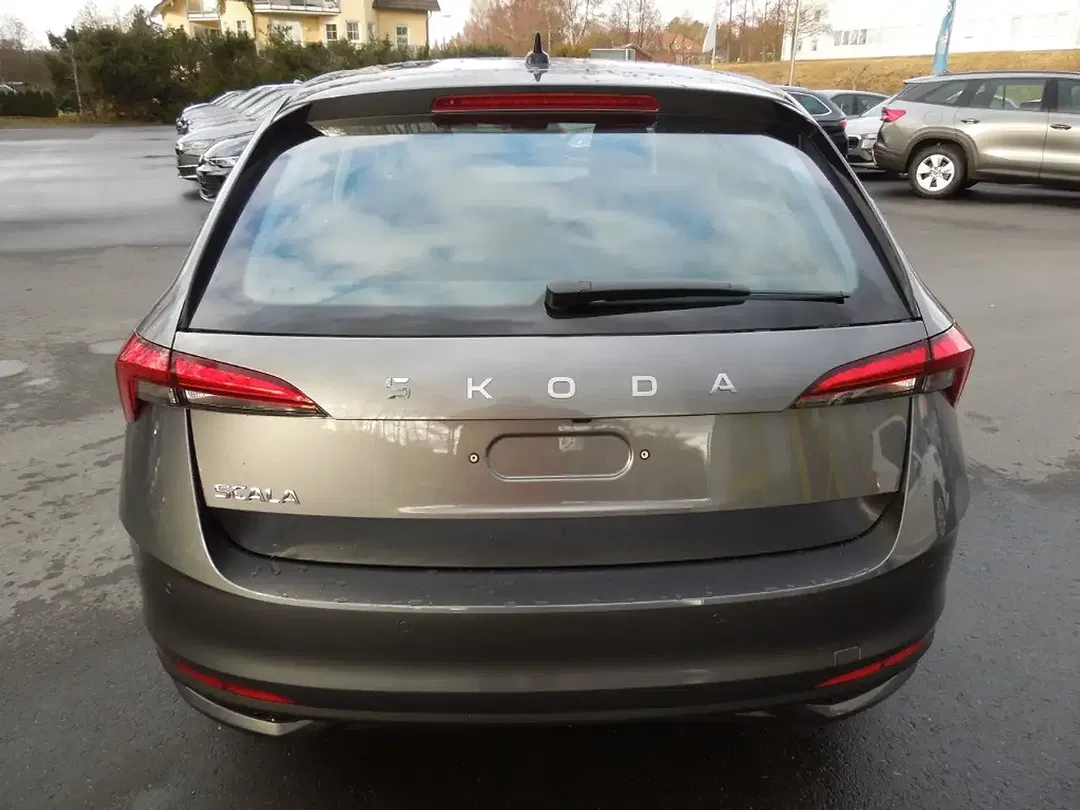 Skoda Scala - Thumbnail 5