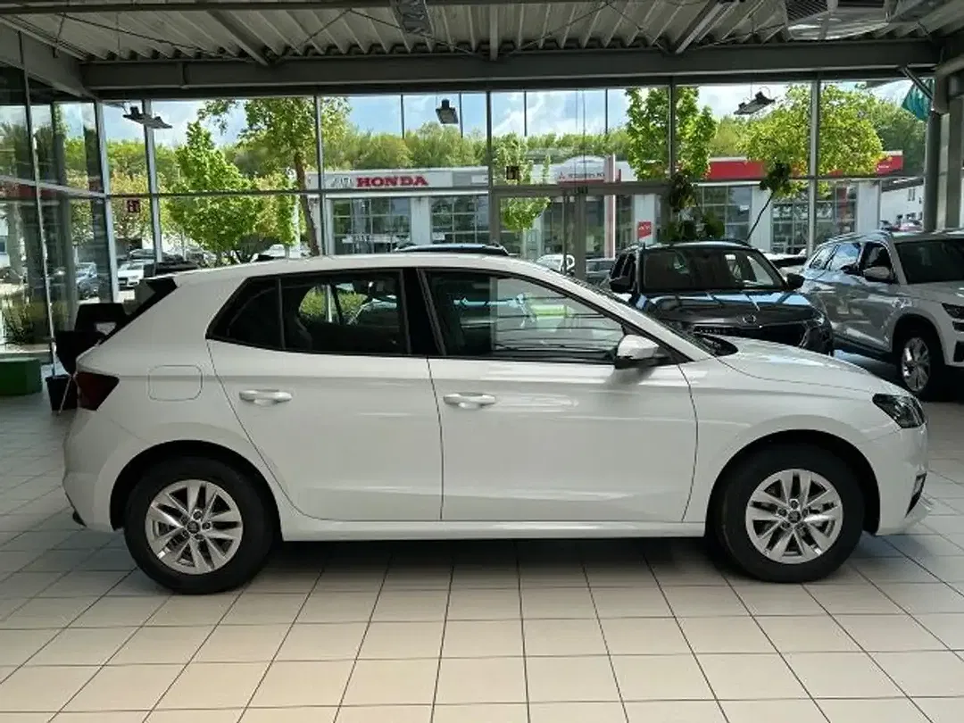 Skoda Fabia - Thumbnail 5