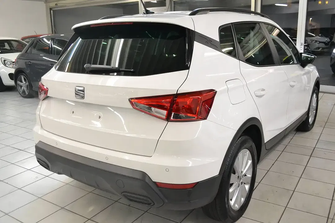 SEAT Arona - Thumbnail 6