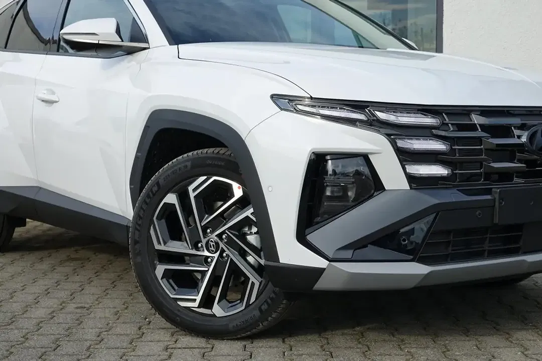 Hyundai TUCSON - Thumbnail 6