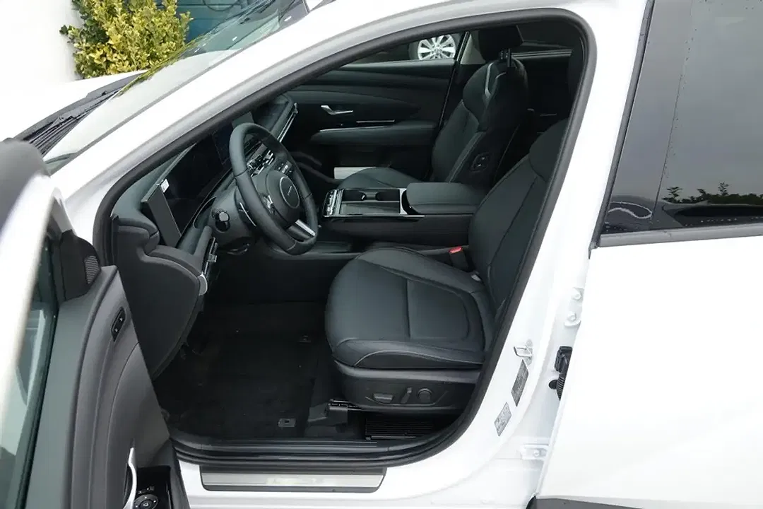 Hyundai TUCSON - Thumbnail 9