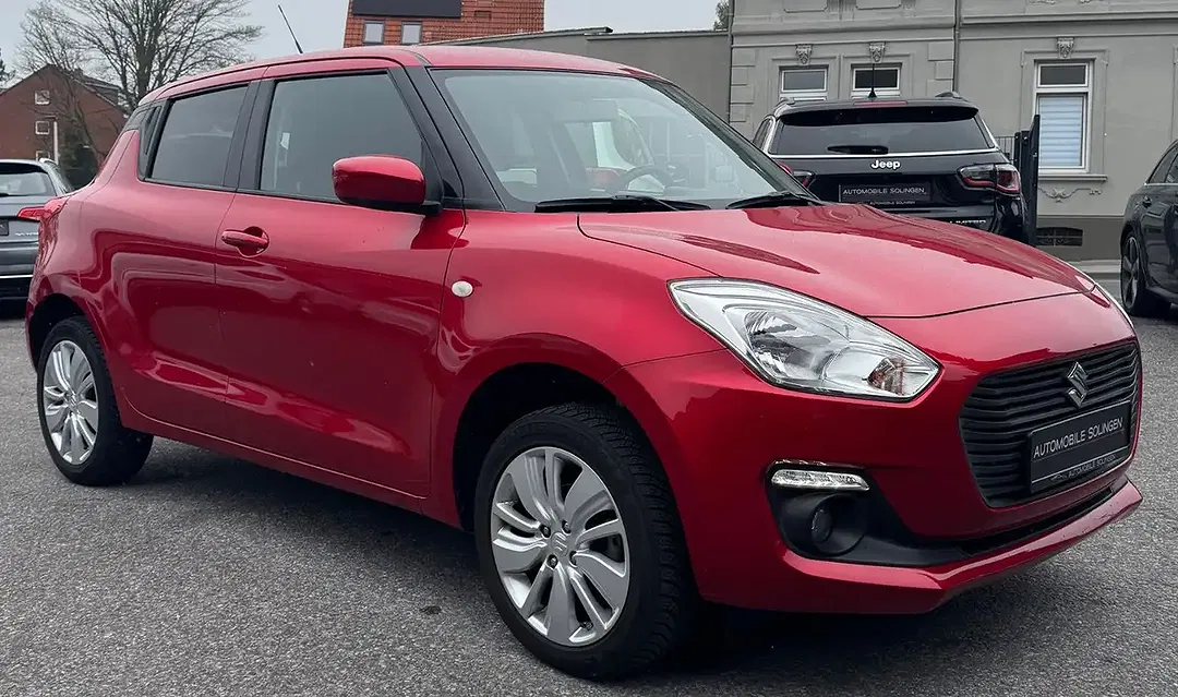 Suzuki Swift - Thumbnail 2