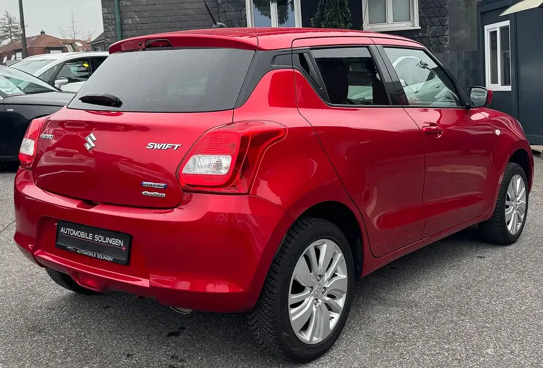 Suzuki Swift - Thumbnail 3