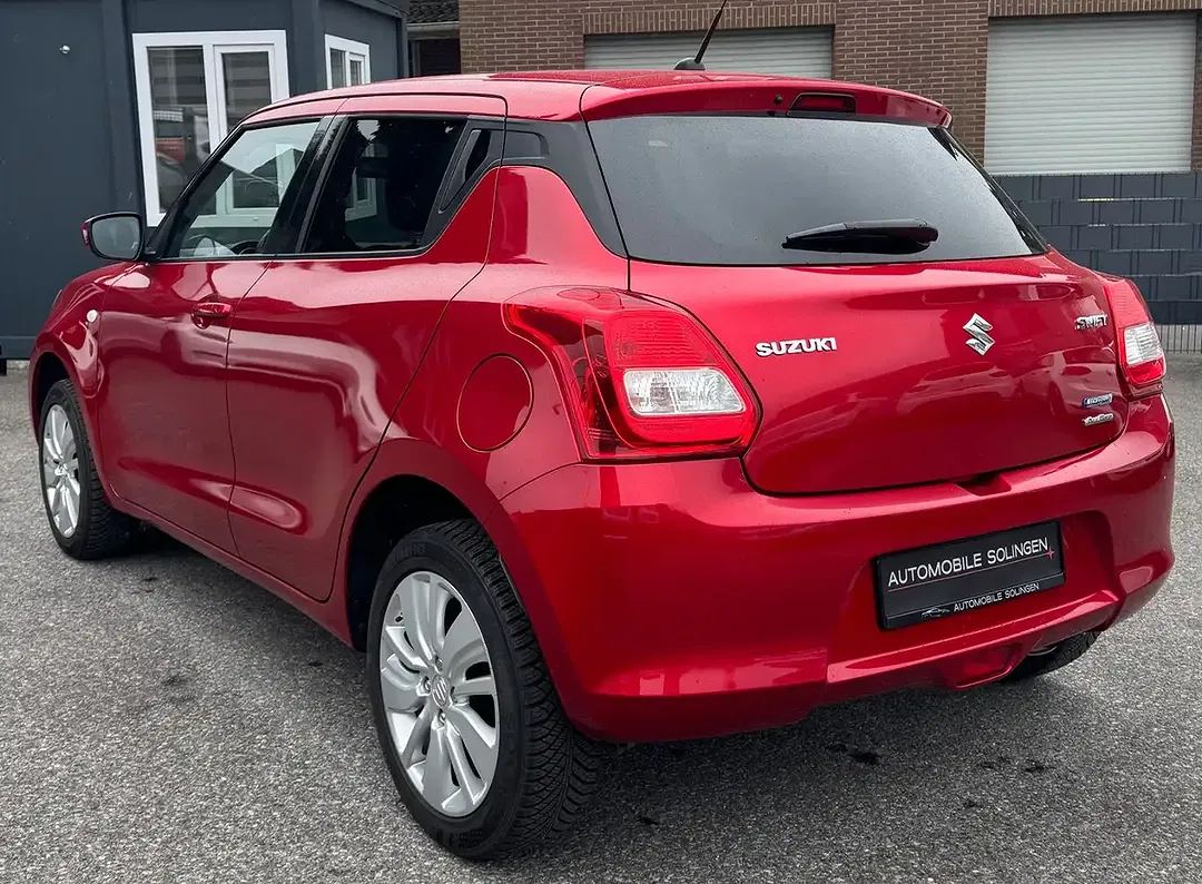 Suzuki Swift - Thumbnail 4