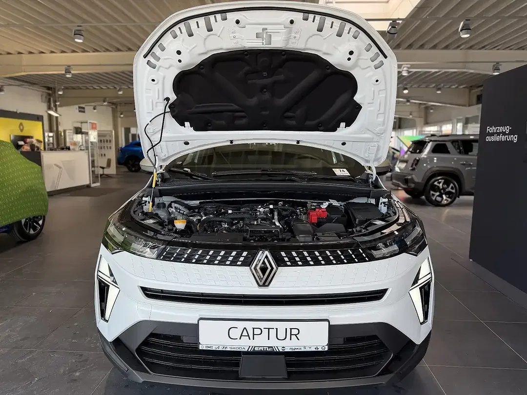 Renault Captur - Thumbnail 3