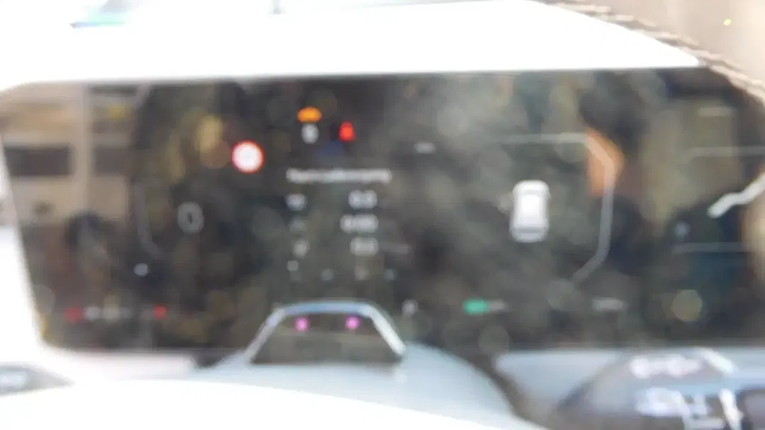 Kia EV3 - Thumbnail 17
