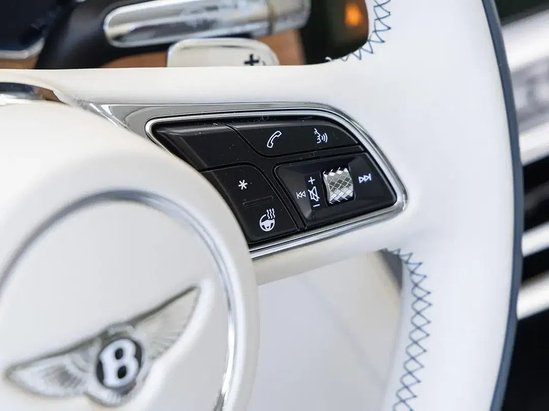 Bentley Flying Spur - Thumbnail 12