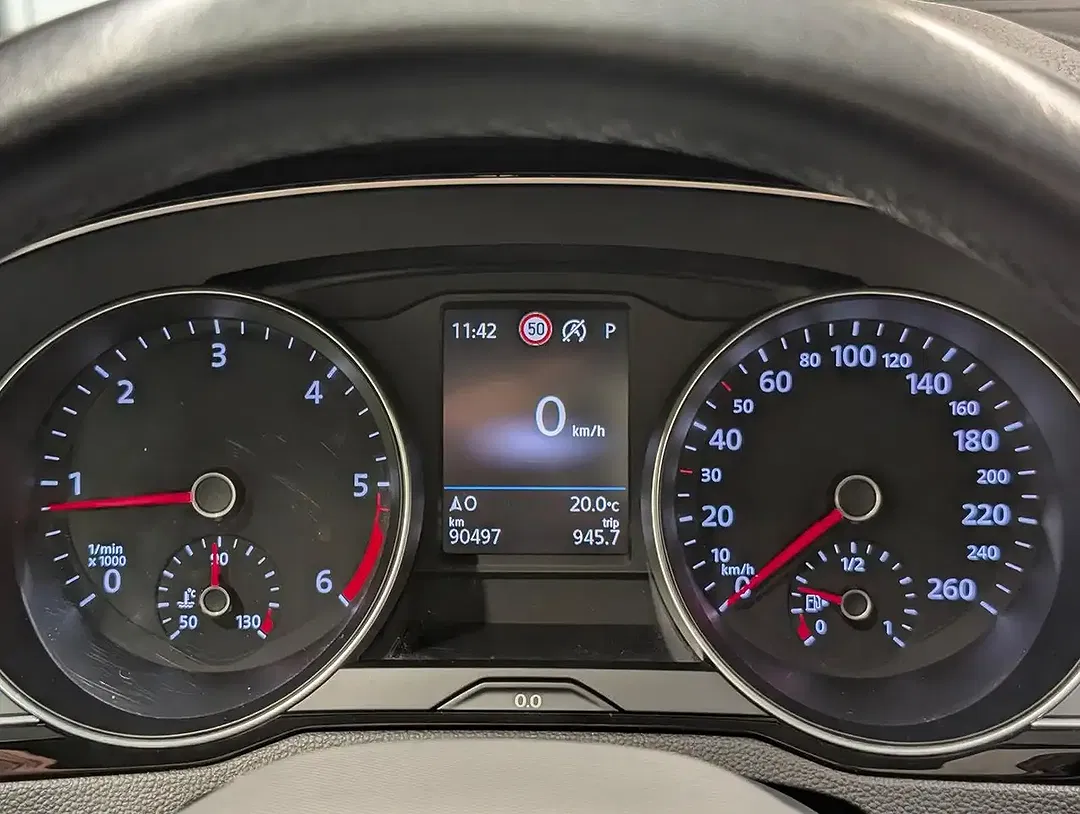 Volkswagen Passat Variant - Thumbnail 13