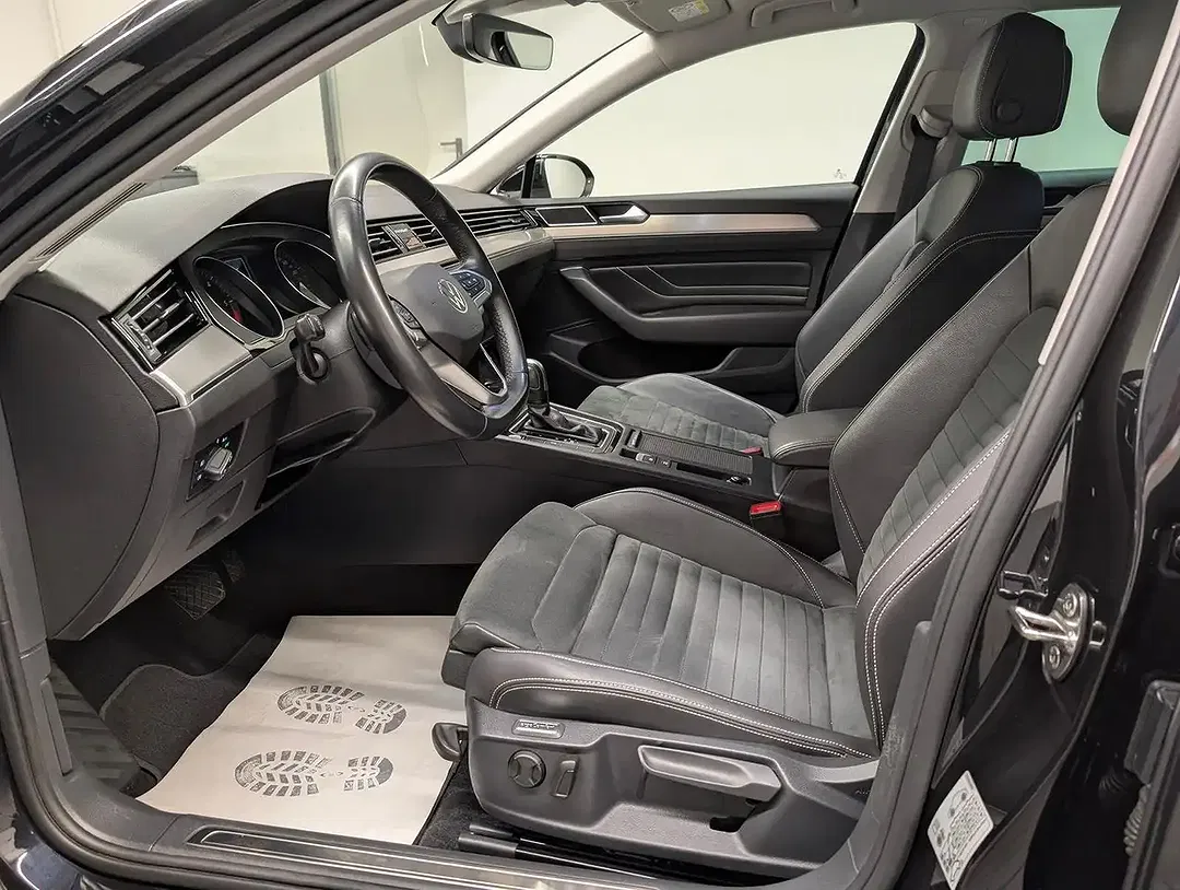 Volkswagen Passat Variant - Thumbnail 9