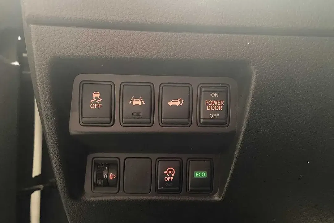 Nissan X-Trail - Thumbnail 12
