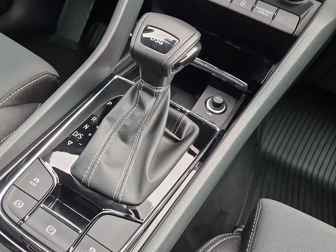 Skoda Karoq - Thumbnail 15