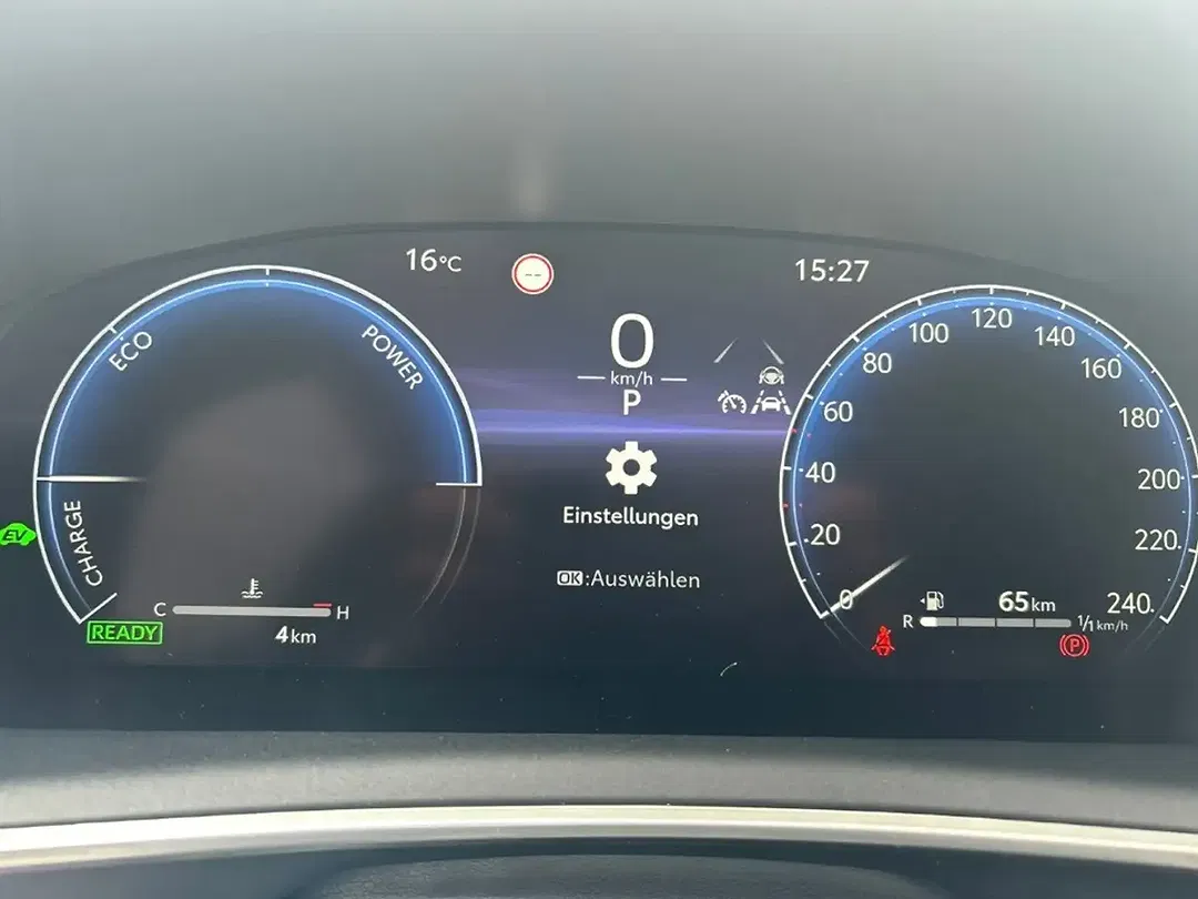 Toyota Corolla - Thumbnail 14