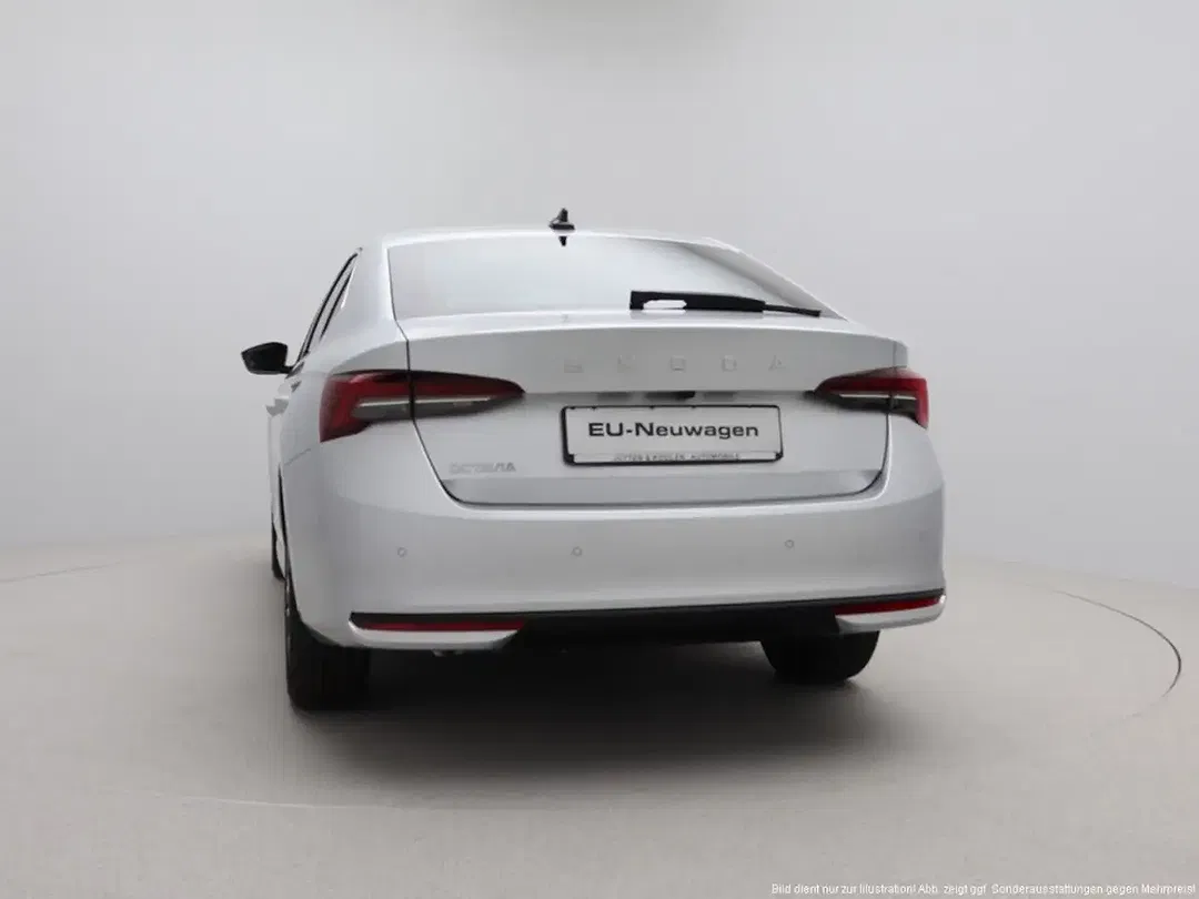 Skoda Octavia - Thumbnail 5