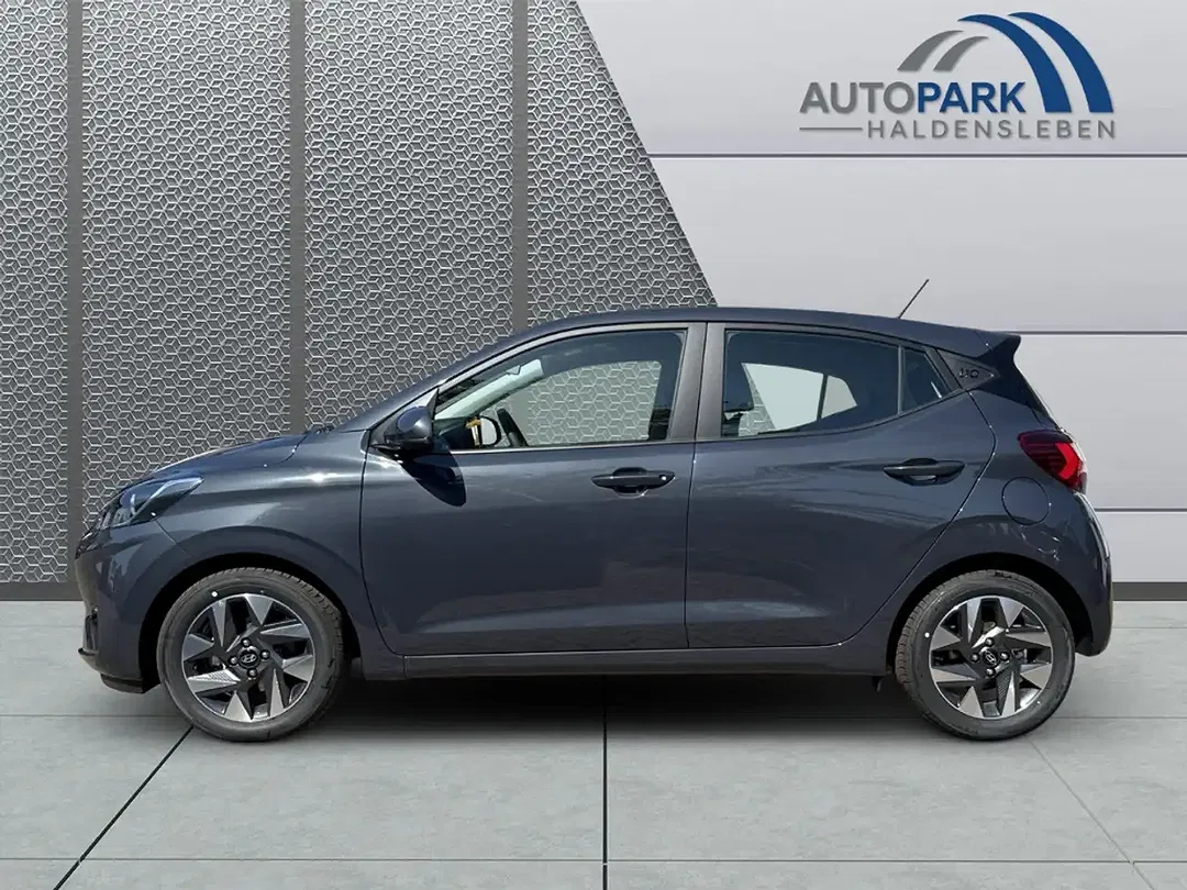 Hyundai i10 - Thumbnail 2