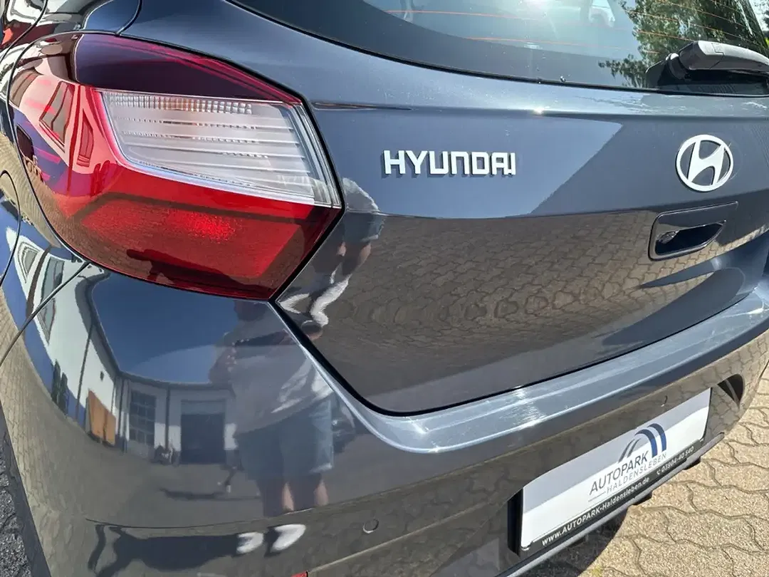 Hyundai i10 - Thumbnail 6