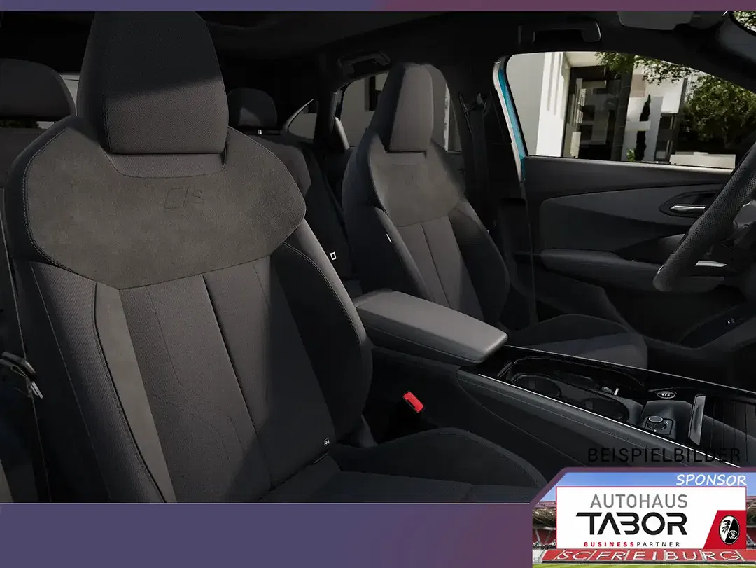 Audi Q3 - Thumbnail 5