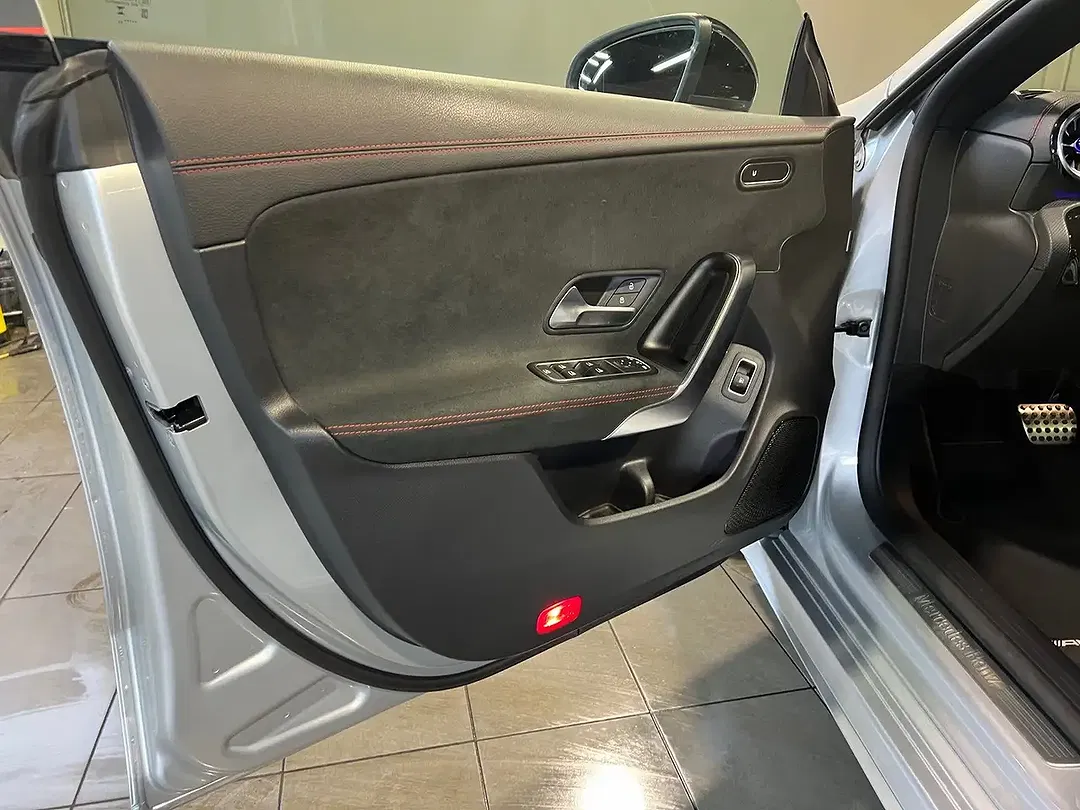 Mercedes-Benz CLA 250 - Thumbnail 12