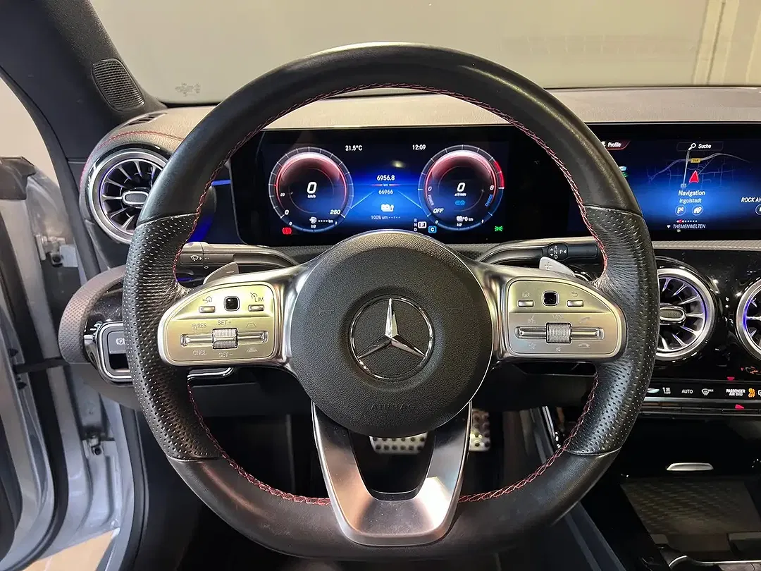 Mercedes-Benz CLA 250 - Thumbnail 4