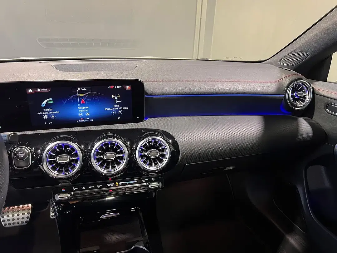 Mercedes-Benz CLA 250 - Thumbnail 5