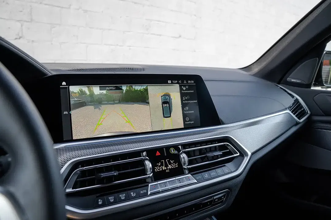 BMW X5 - Thumbnail 9