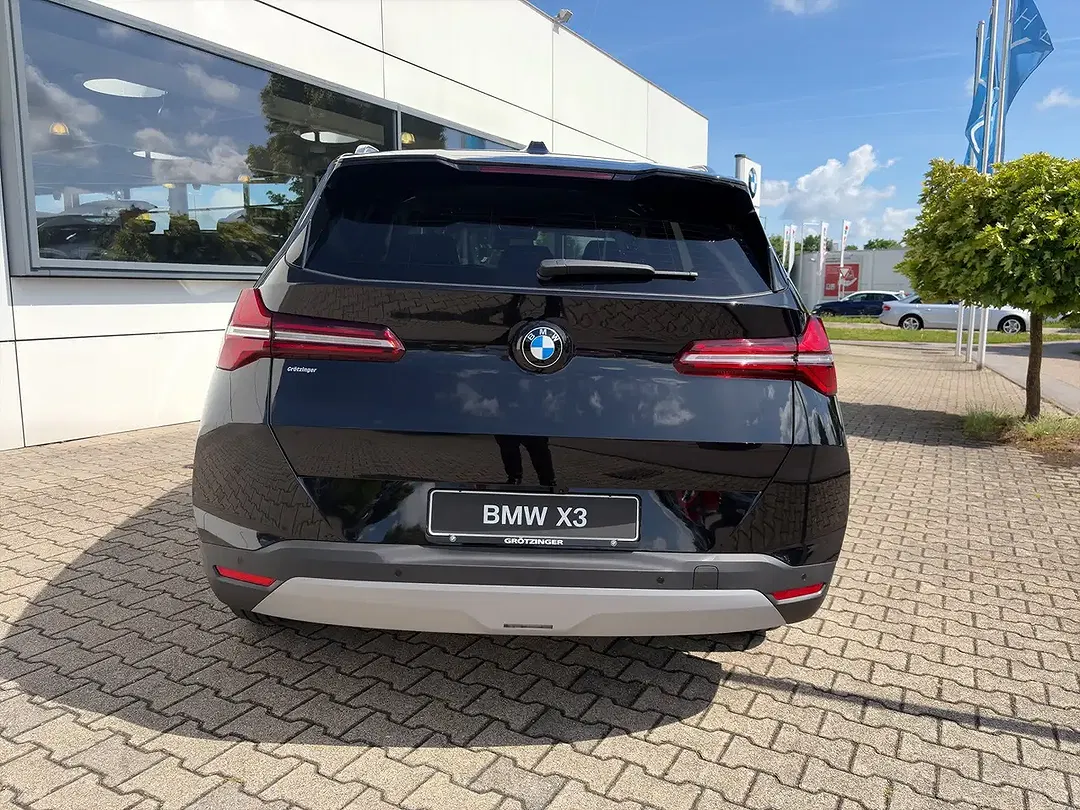 BMW X3 - Thumbnail 5