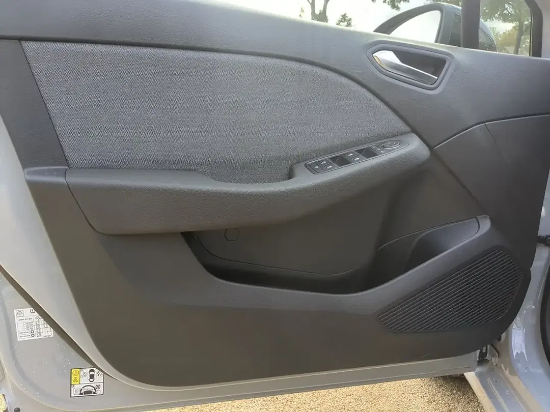 Renault Clio - Thumbnail 9