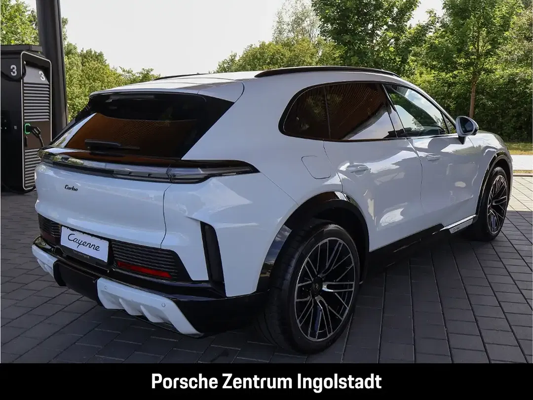 Porsche Cayenne - Thumbnail 11