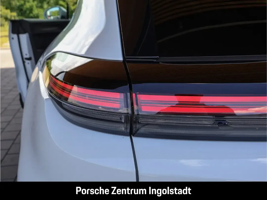Porsche Cayenne - Thumbnail 9