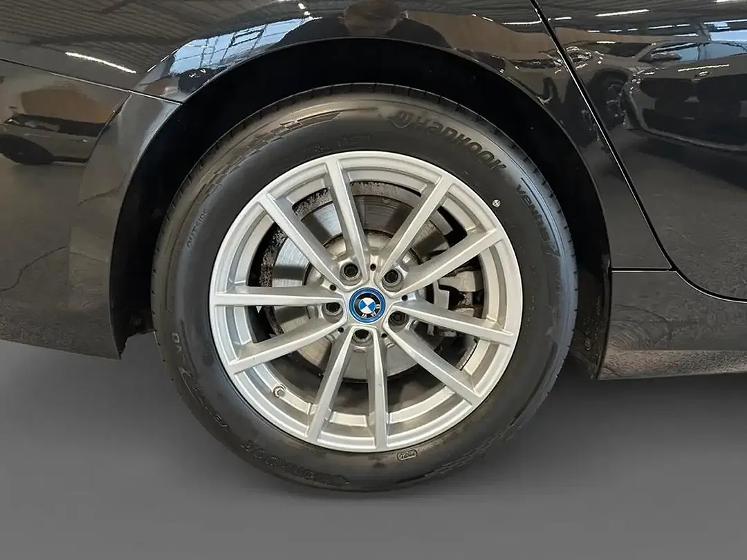 BMW 330 - Thumbnail 14