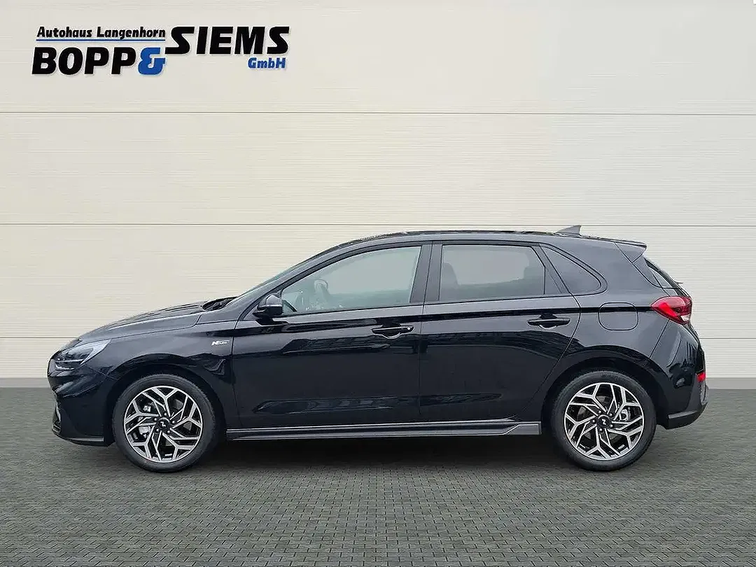 Hyundai i30 - Thumbnail 2