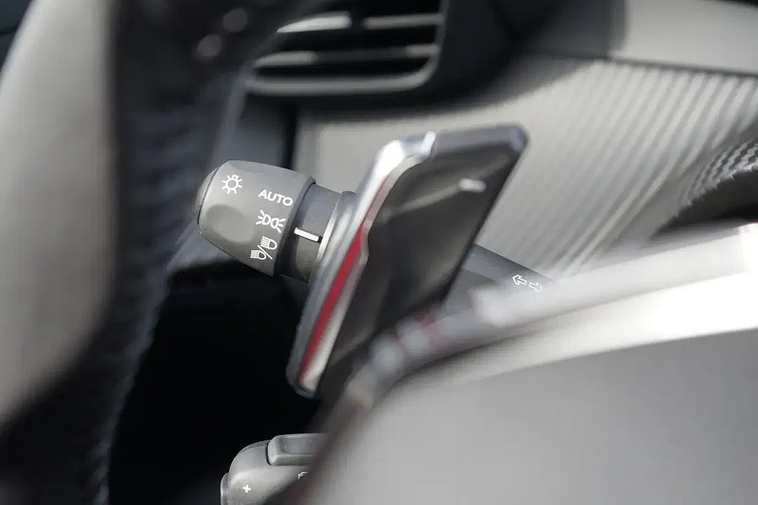 Peugeot 2008 - Thumbnail 21