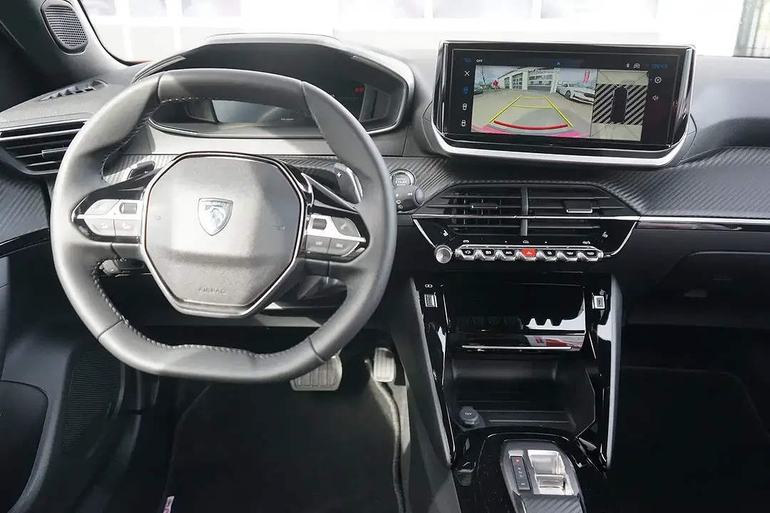 Peugeot 2008 - Thumbnail 5