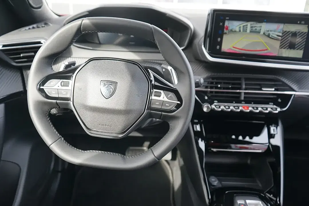 Peugeot 2008 - Thumbnail 8