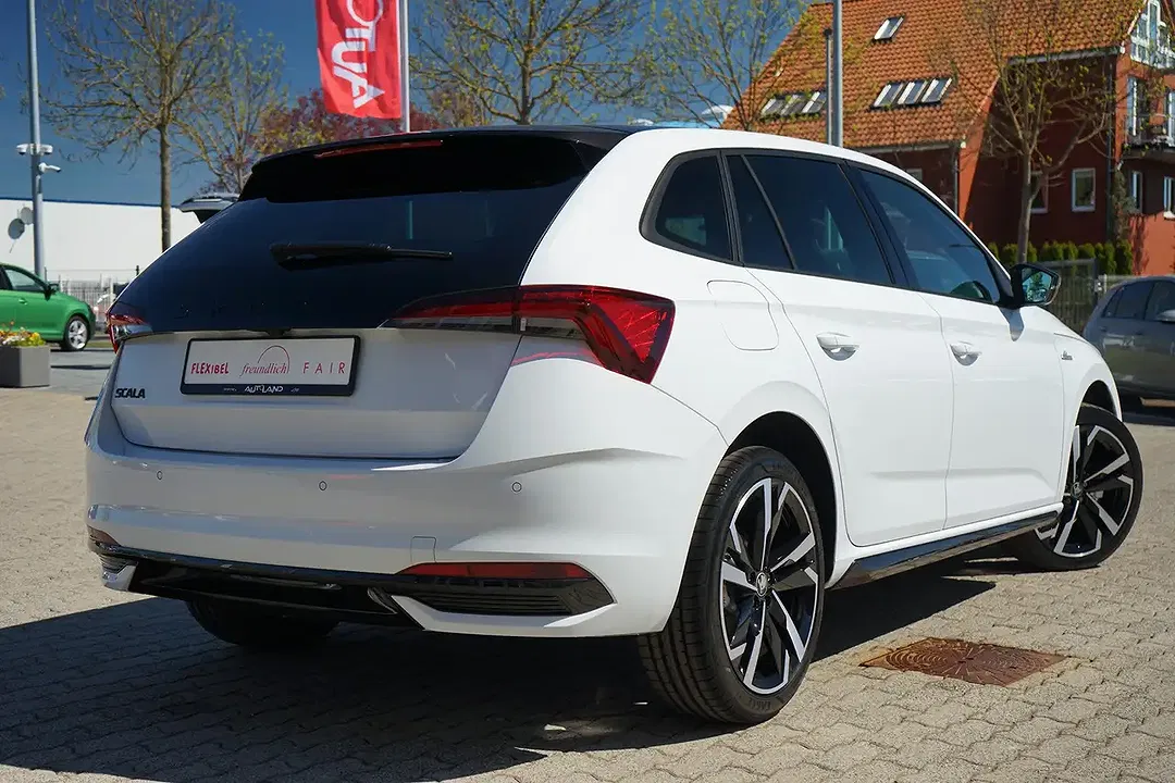 Skoda Scala - Thumbnail 2
