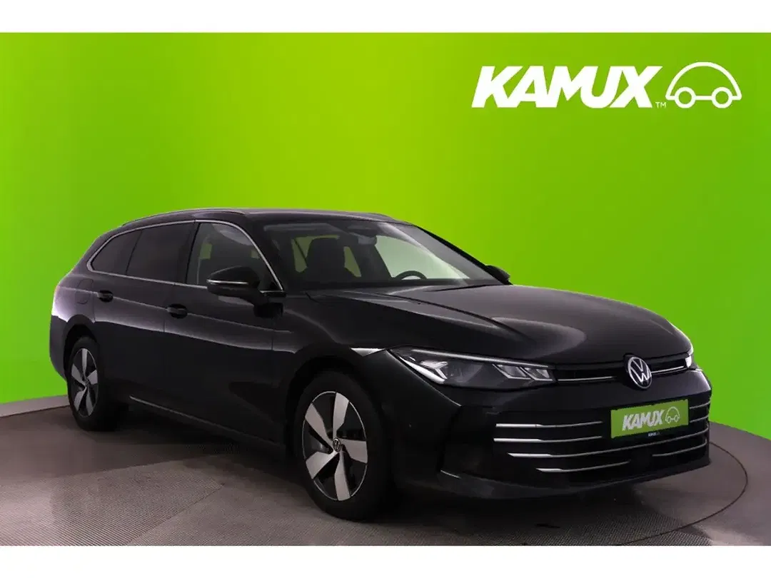 Volkswagen Passat Variant - Thumbnail 1