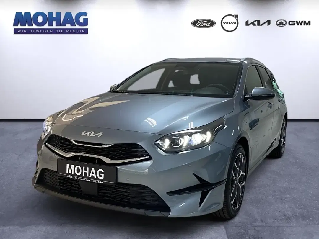 Kia Ceed SW / cee'd SW - Thumbnail 1