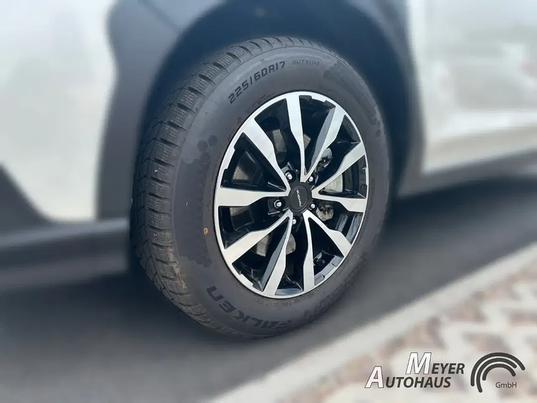 Subaru Crosstrek - Thumbnail 11