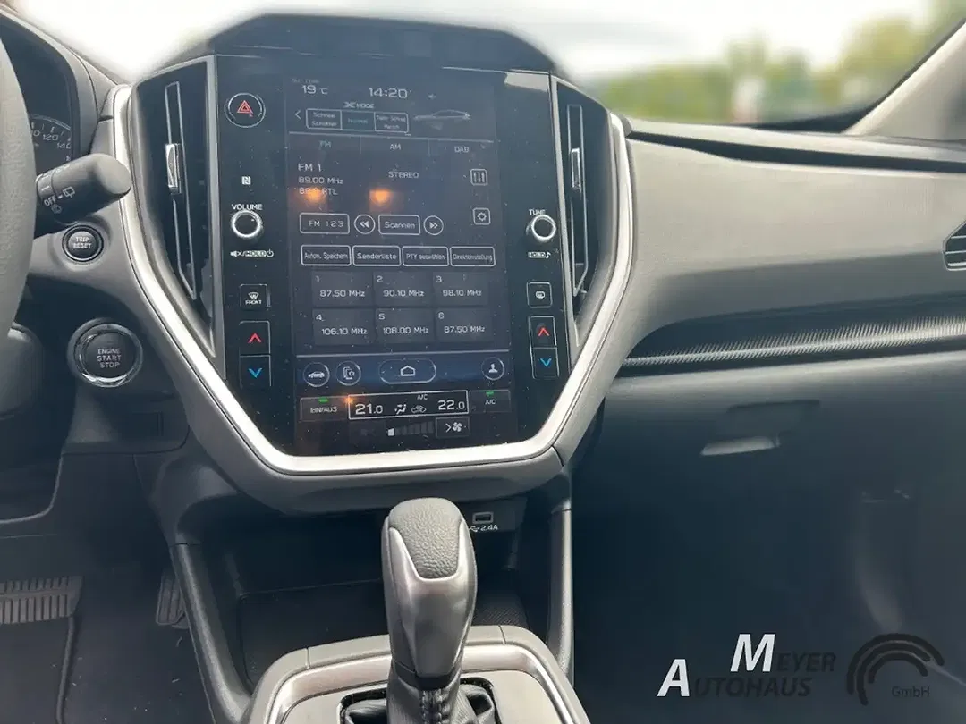 Subaru Crosstrek - Thumbnail 8