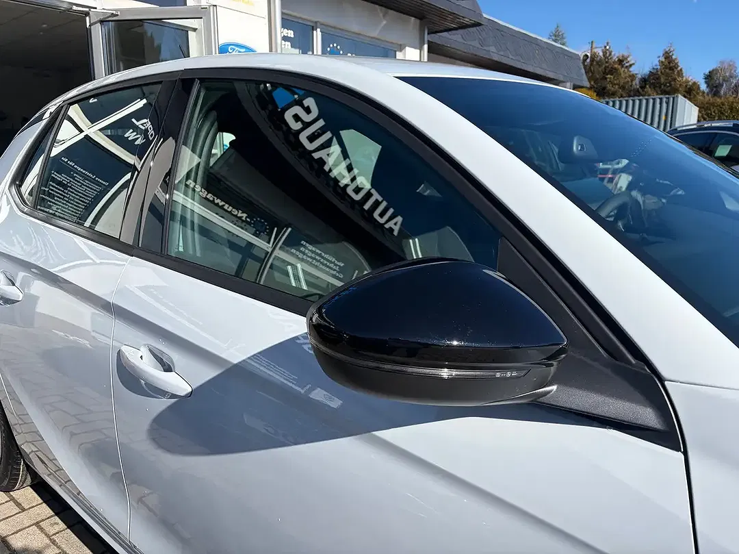 Opel Corsa - Thumbnail 5