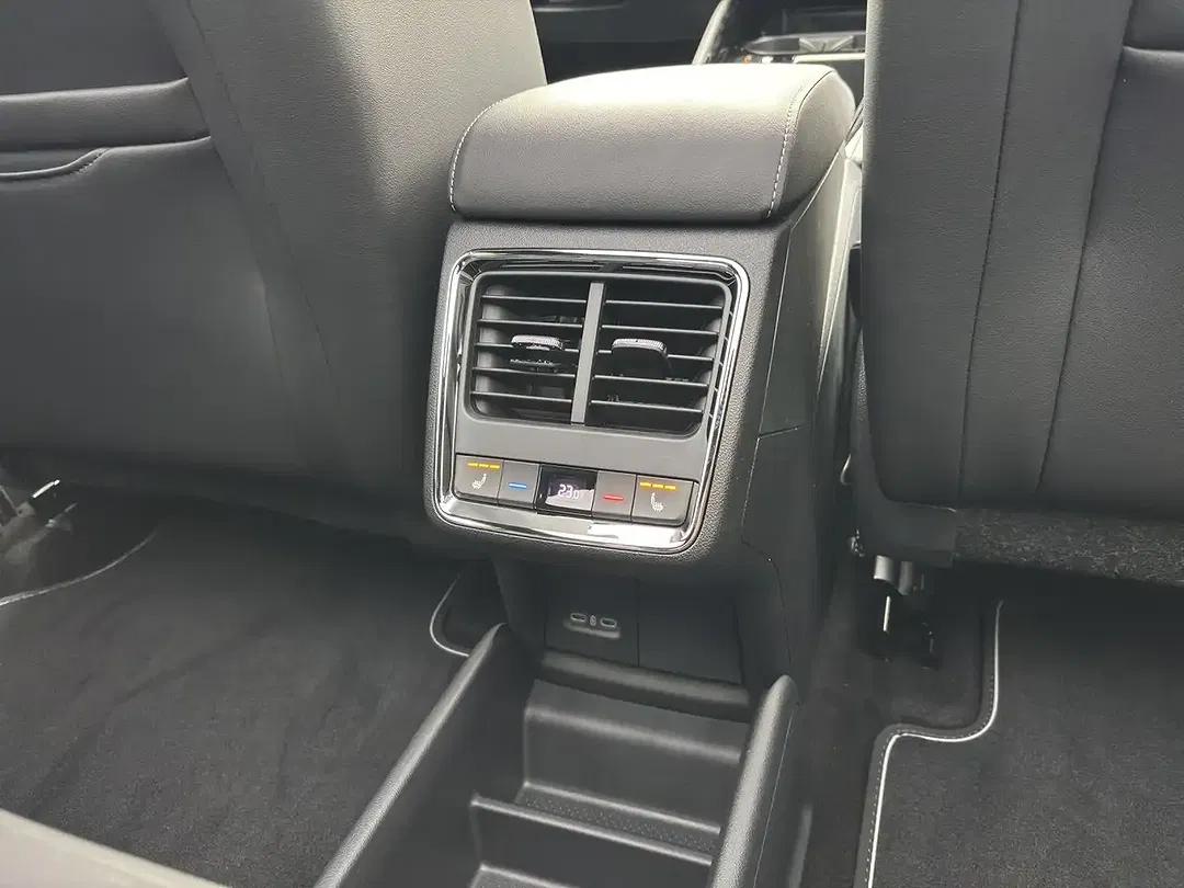 Skoda Enyaq - Thumbnail 15
