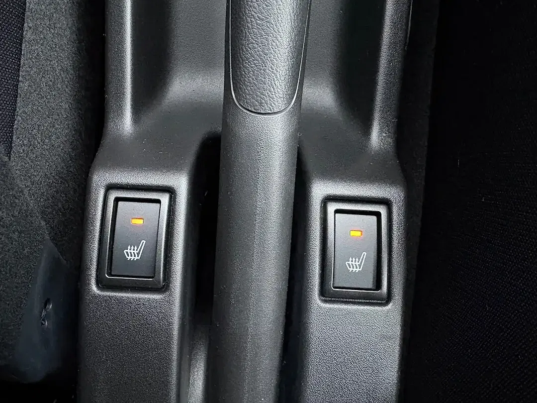 Suzuki Swift - Thumbnail 14