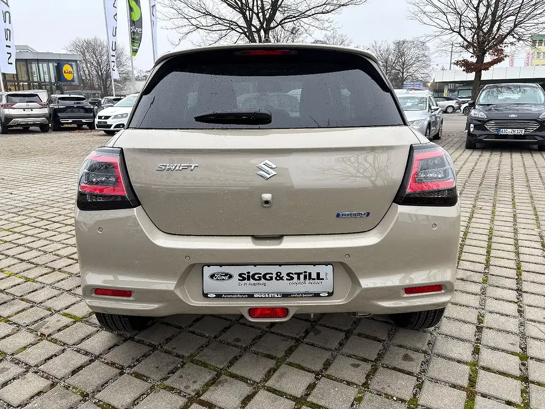 Suzuki Swift - Thumbnail 25
