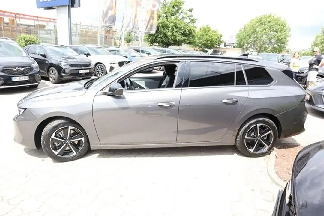 Opel Astra - Thumbnail 3