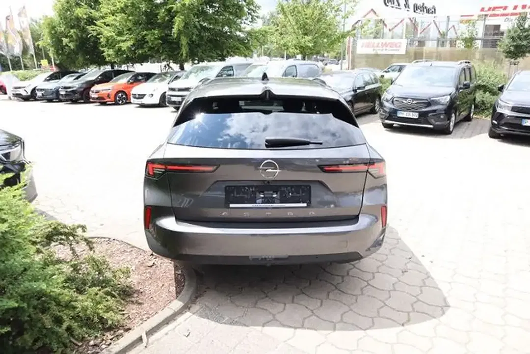 Opel Astra - Thumbnail 4