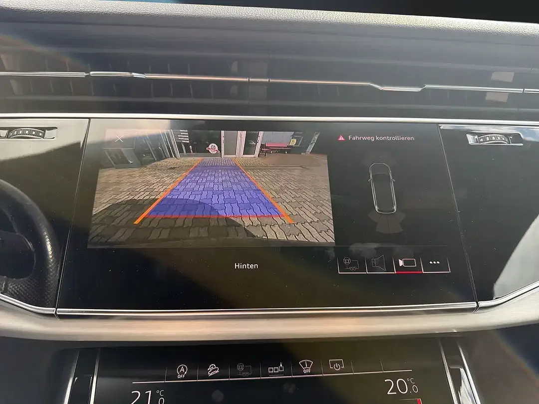 Audi SQ7 - Thumbnail 15