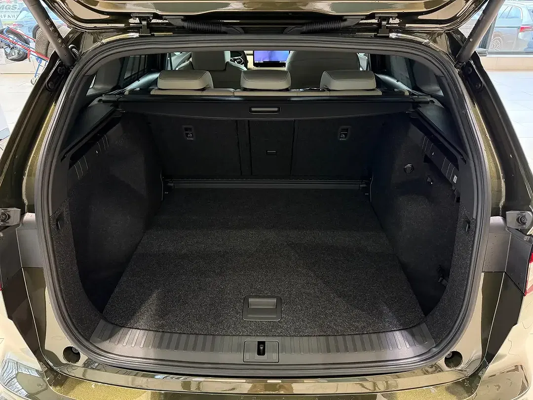 Skoda Enyaq - Thumbnail 5