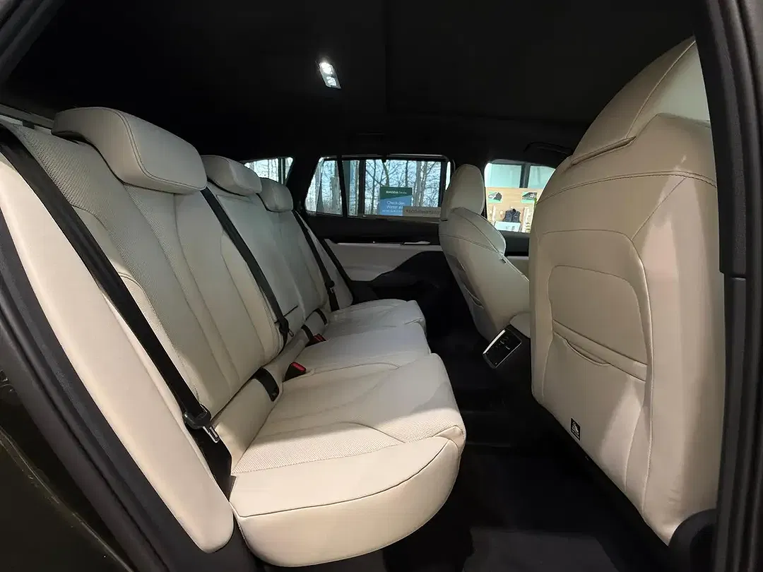 Skoda Enyaq - Thumbnail 6