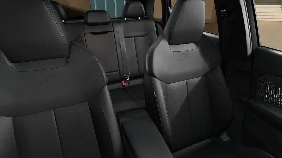 Audi Q3 - Thumbnail 11