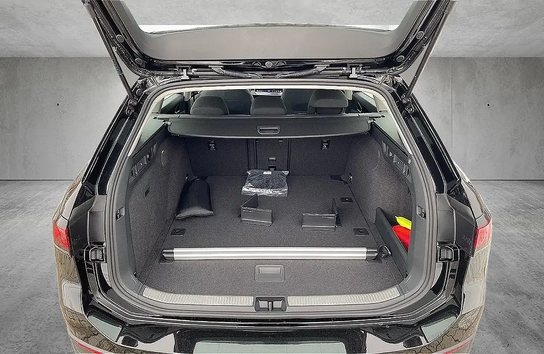 Volkswagen Passat Variant - Thumbnail 11