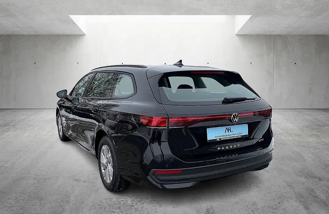 Volkswagen Passat Variant - Thumbnail 3